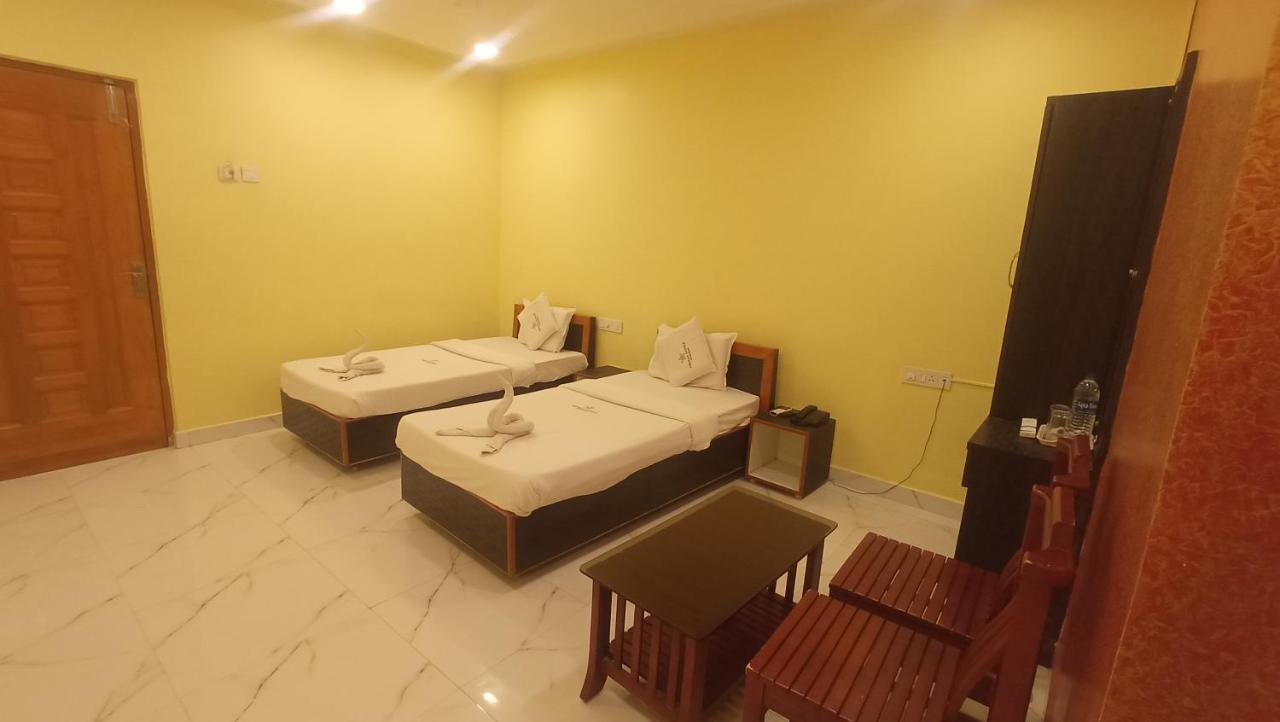 Amaran Hotels Madurai Exteriör bild